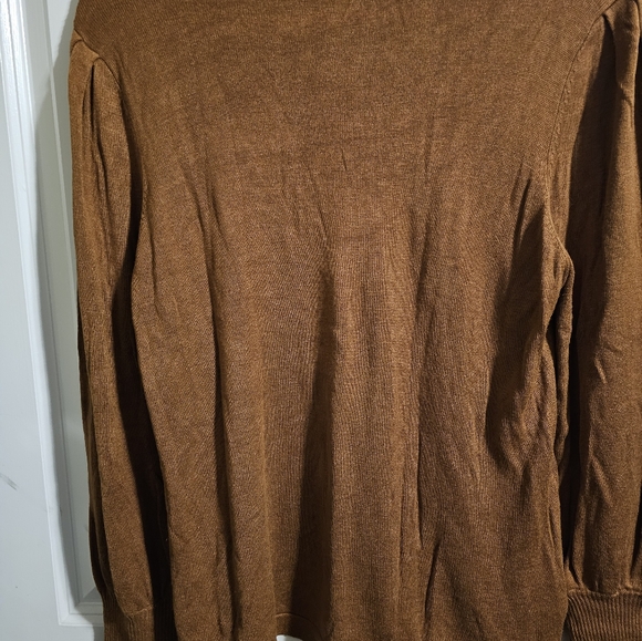 Ann Taylor floral top. Size xlarge. - Picture 4 of 4